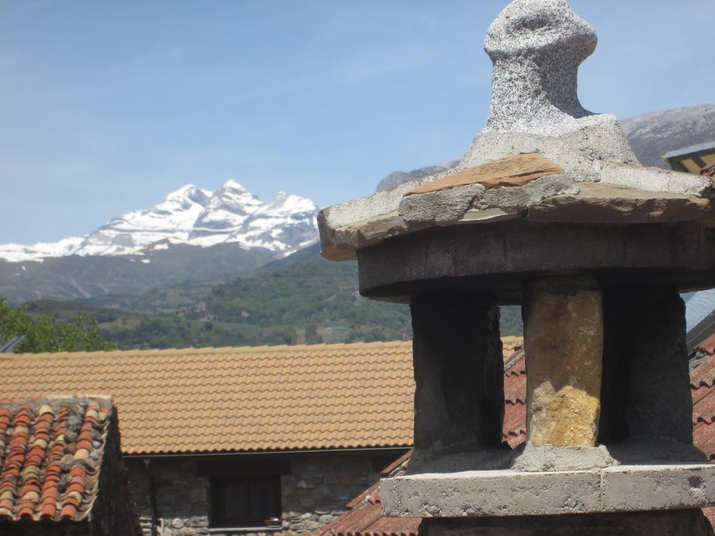 Casa Rural " El Retiro" Laspuña Cameră foto